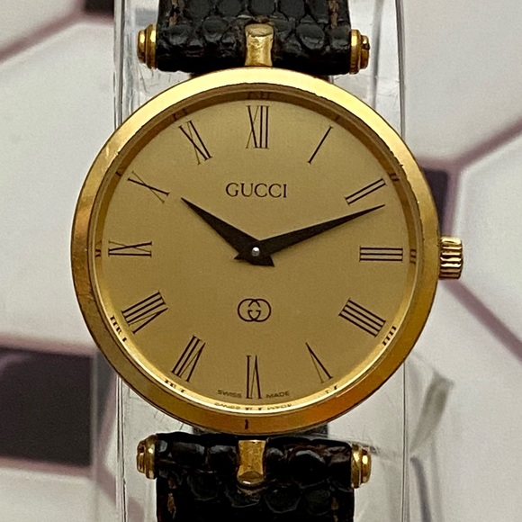 Rare Vintage Gucci 2000M Swiss Timepiece Stacked Watch Red & Green New Strap - Picture 2 of 16